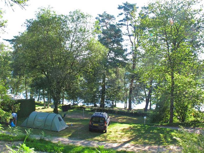 Camping Plage Des Settons Nièvre Tourisme